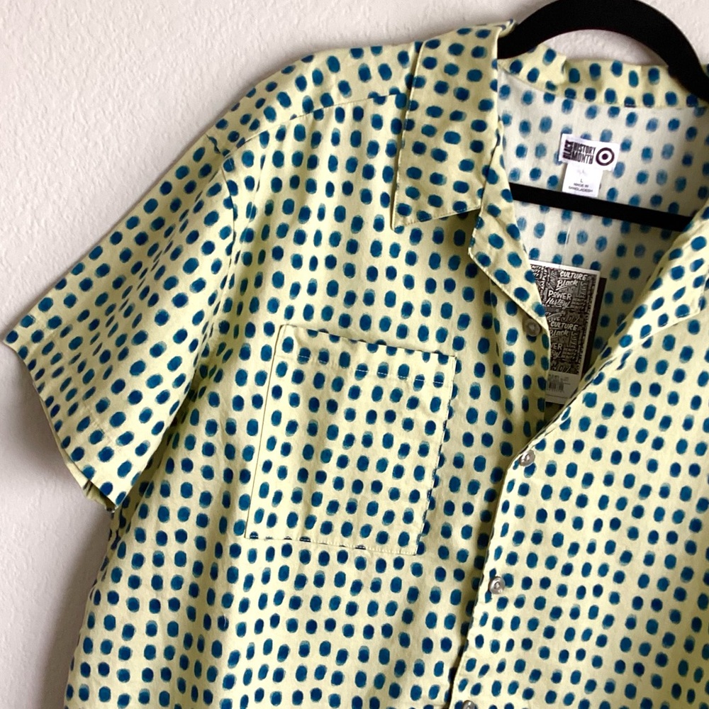 \Target\ NWT Black History Month Collab Button Down Shirt - Picture 5 of 14